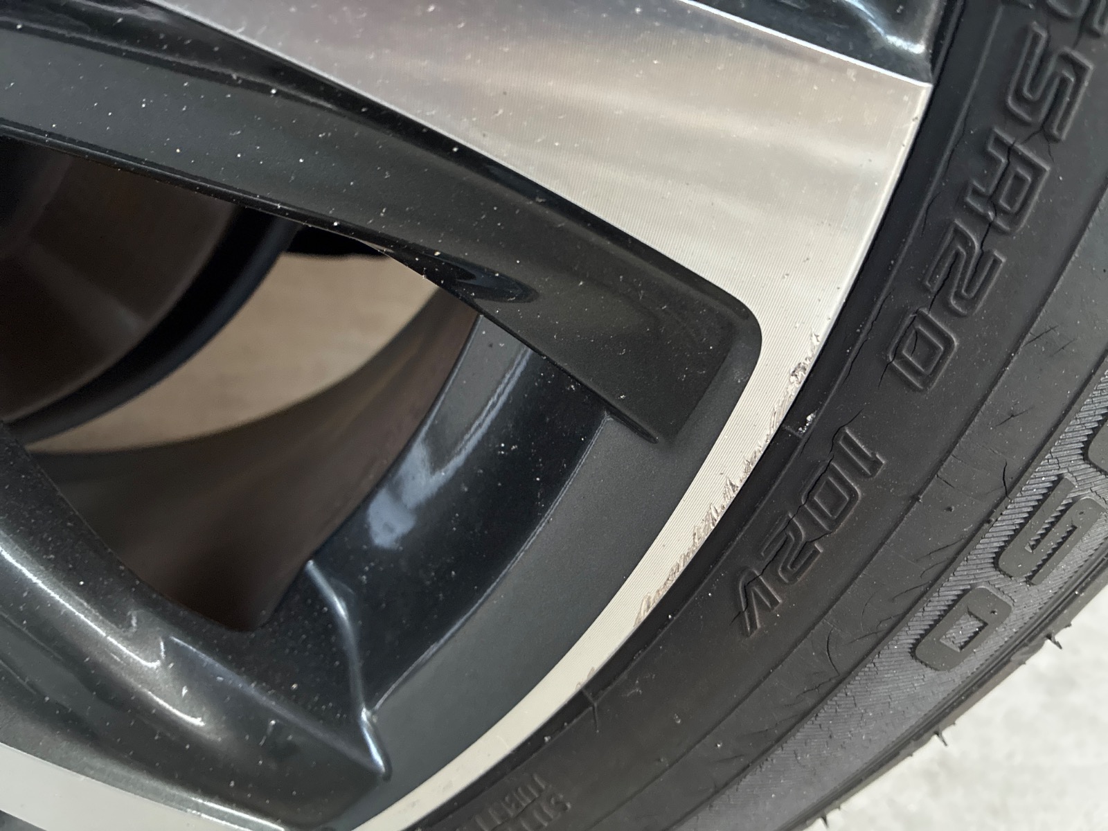 キズ・ヘコミ_61