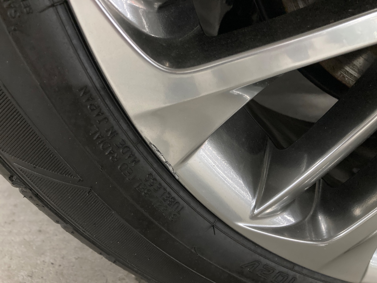 キズ・ヘコミ_62