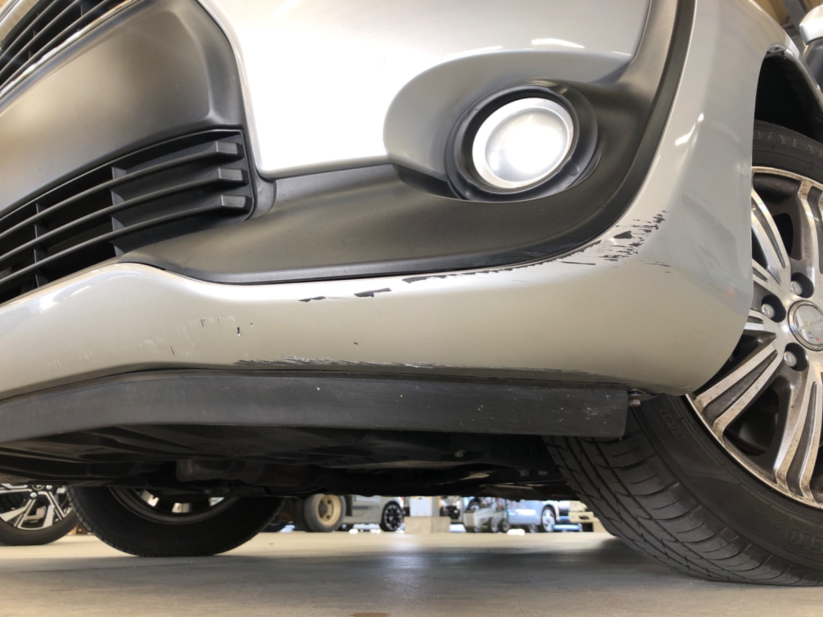 キズ・ヘコミ_05