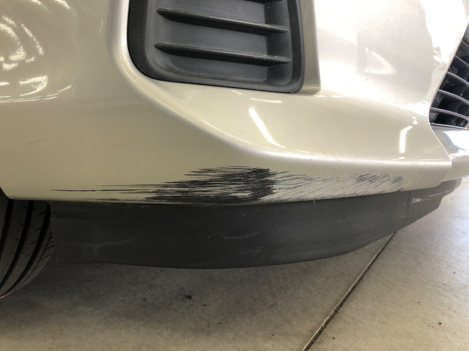 キズ・ヘコミ_06