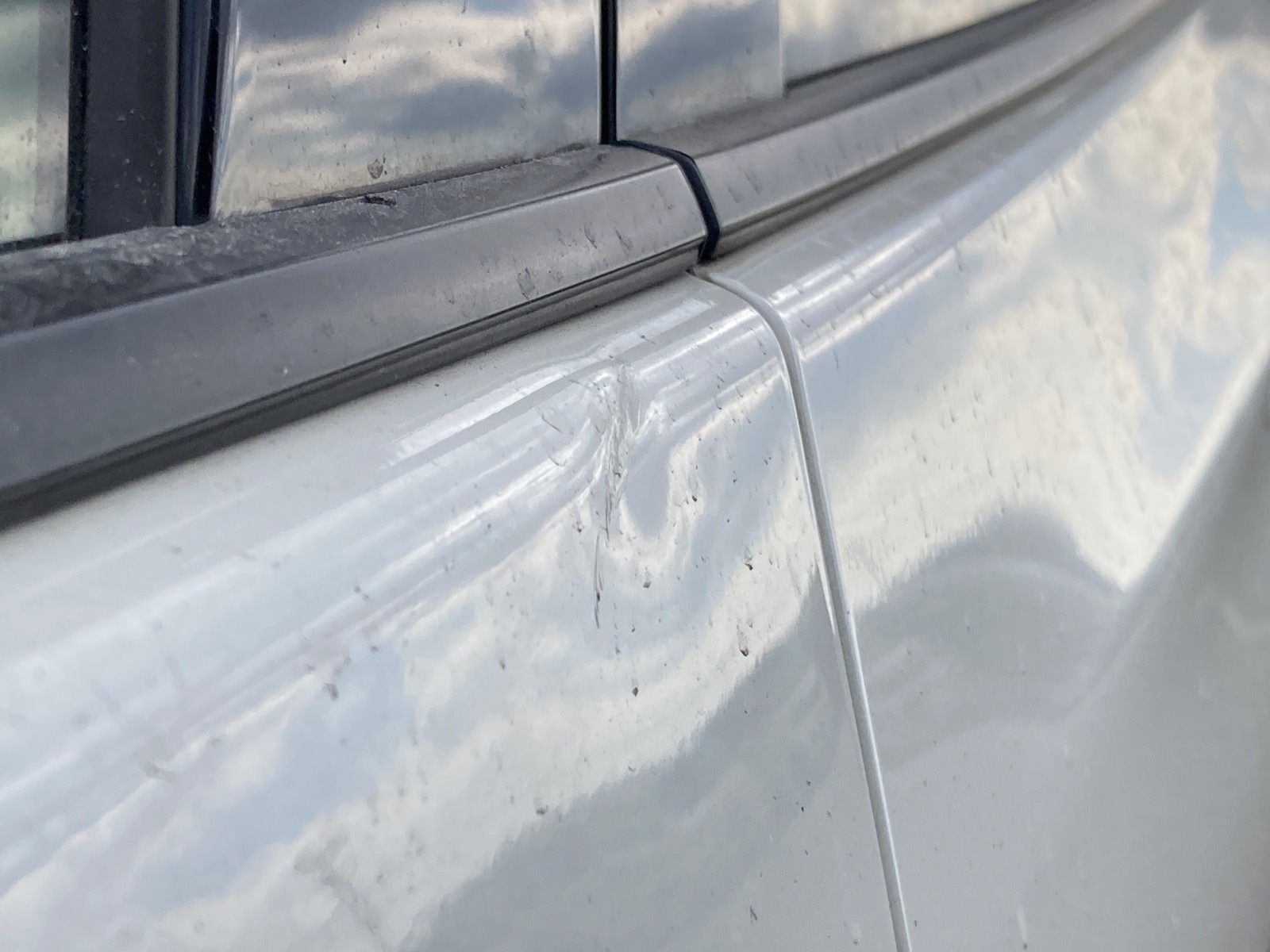 キズ・ヘコミ_64