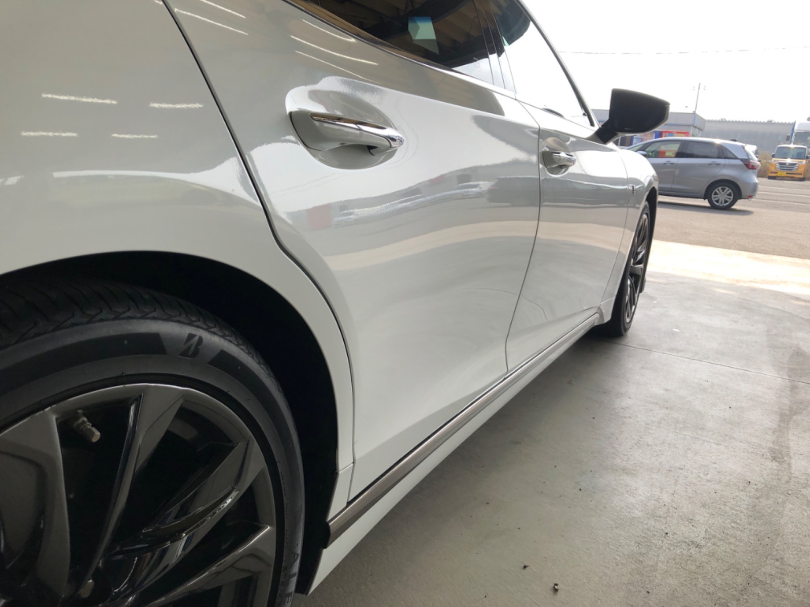 キズ・ヘコミ_26