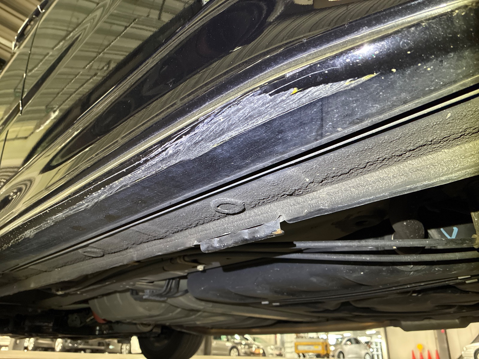 キズ・ヘコミ_25