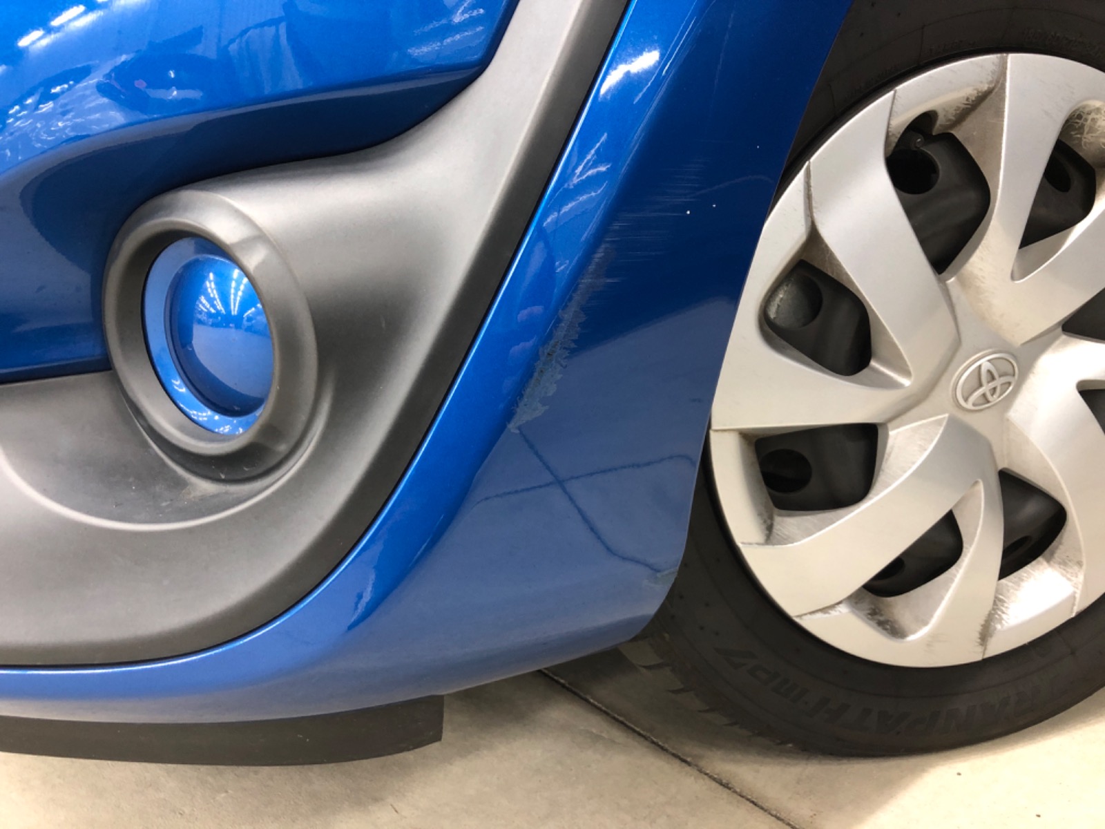 キズ・ヘコミ_05