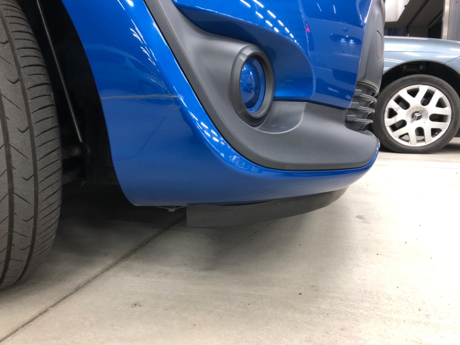 キズ・ヘコミ_06