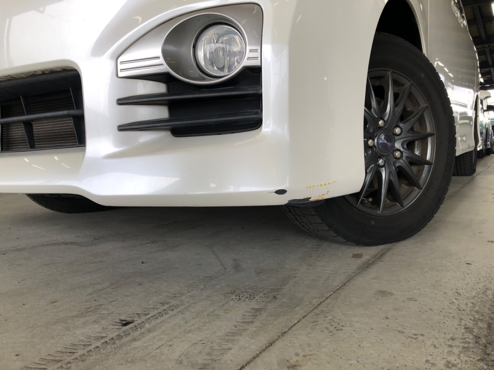 キズ・ヘコミ_05