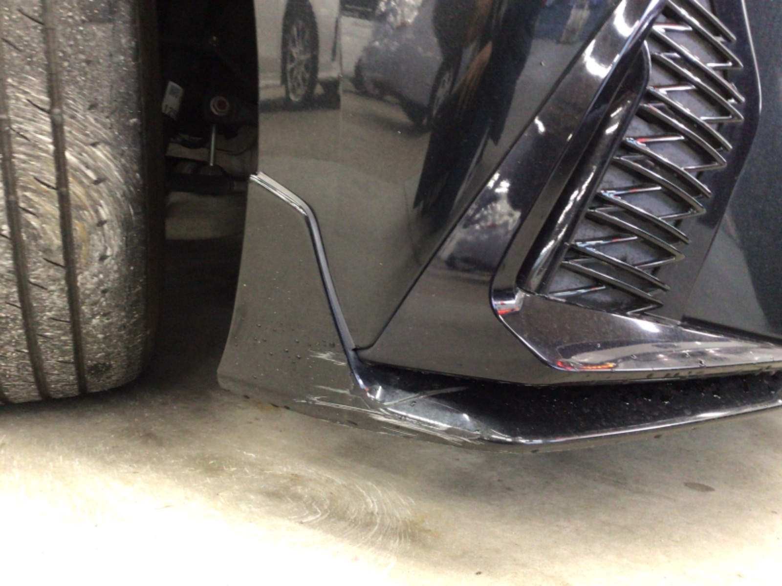 キズ・ヘコミ_06