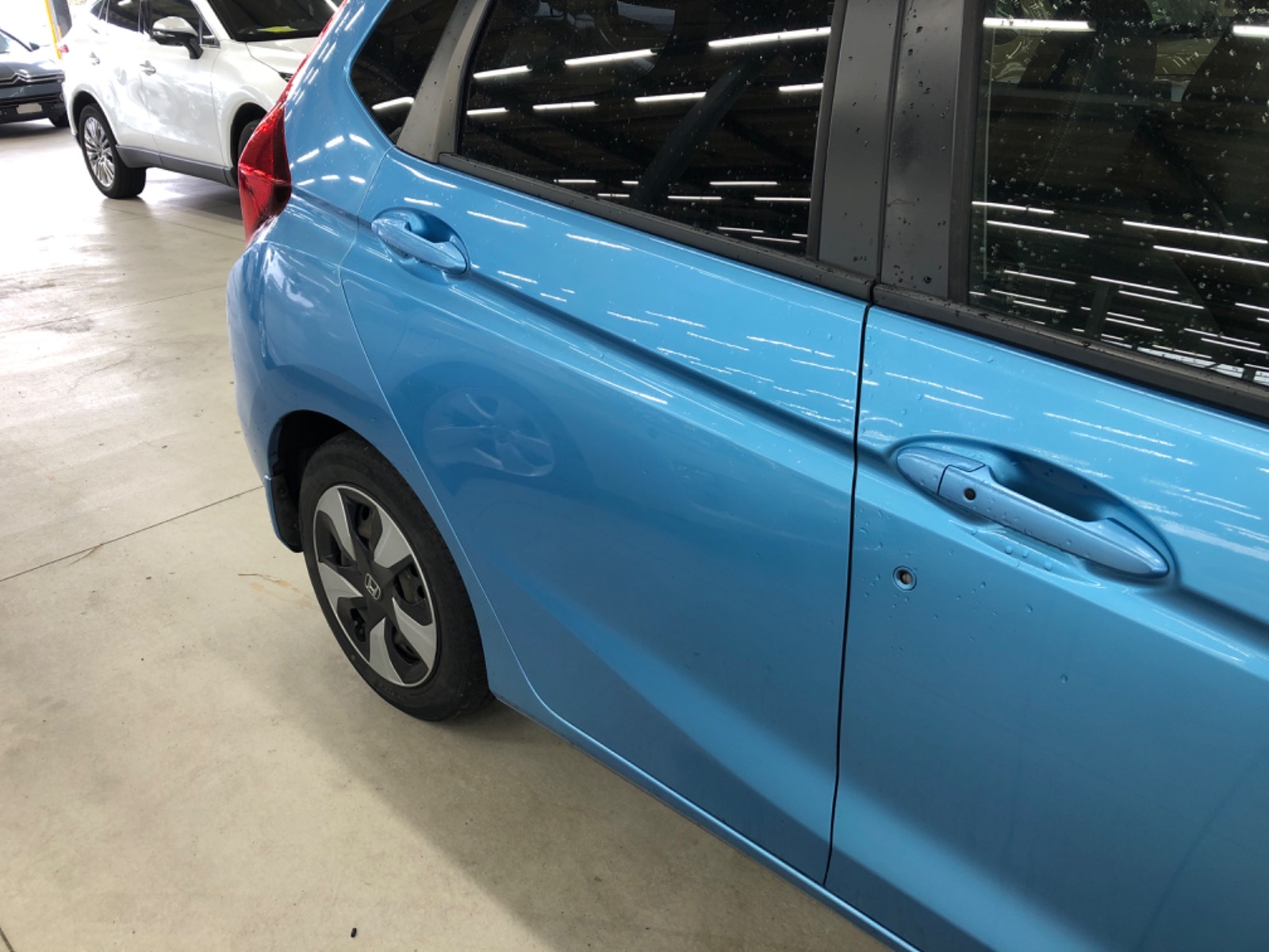 キズ・ヘコミ_26