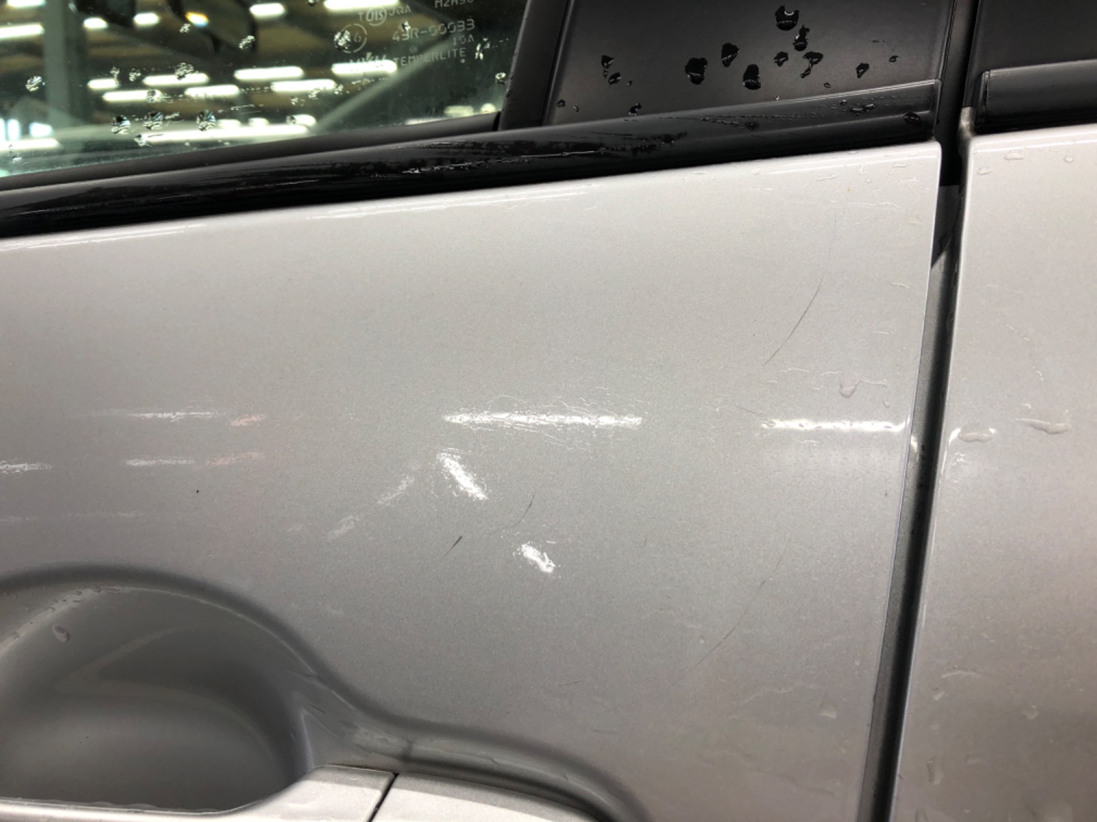 キズ・ヘコミ_17