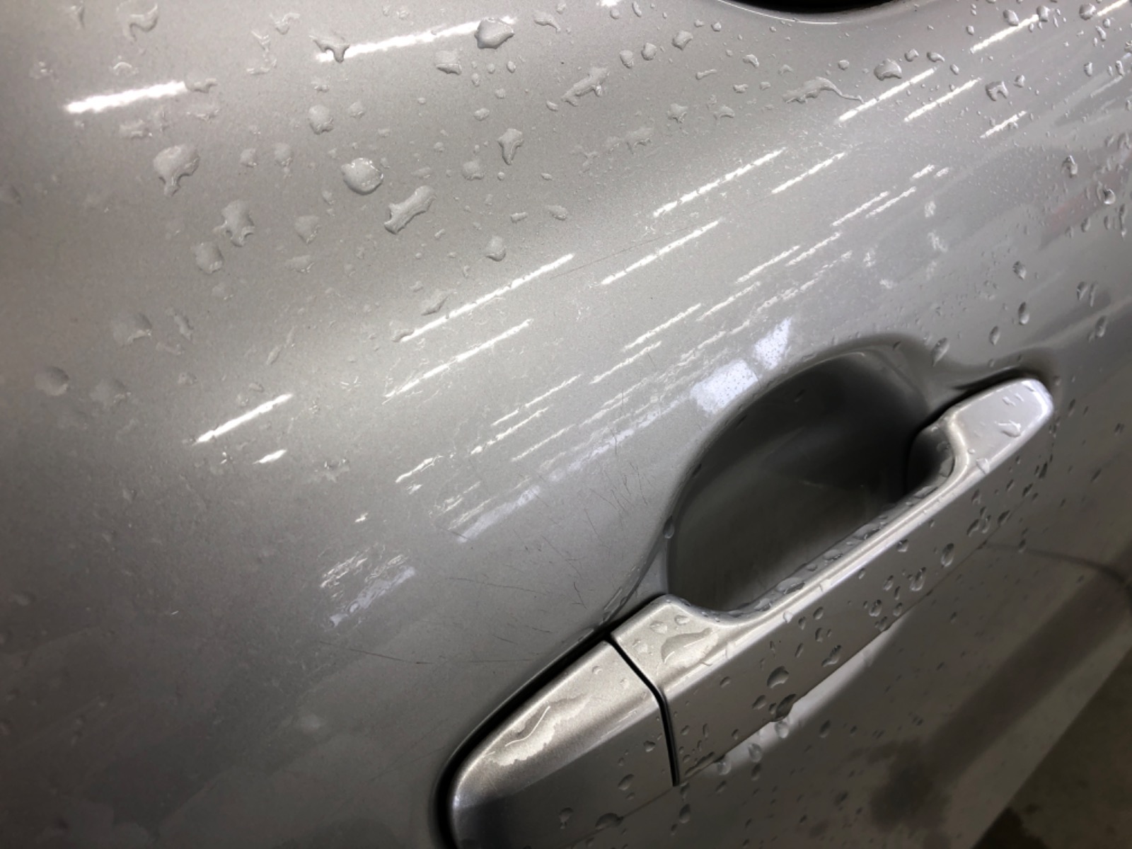 キズ・ヘコミ_26