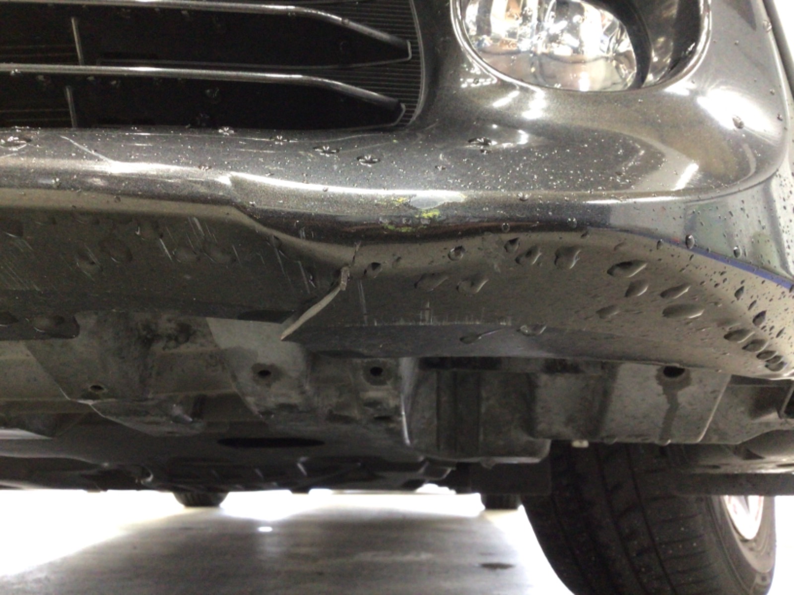 キズ・ヘコミ_05