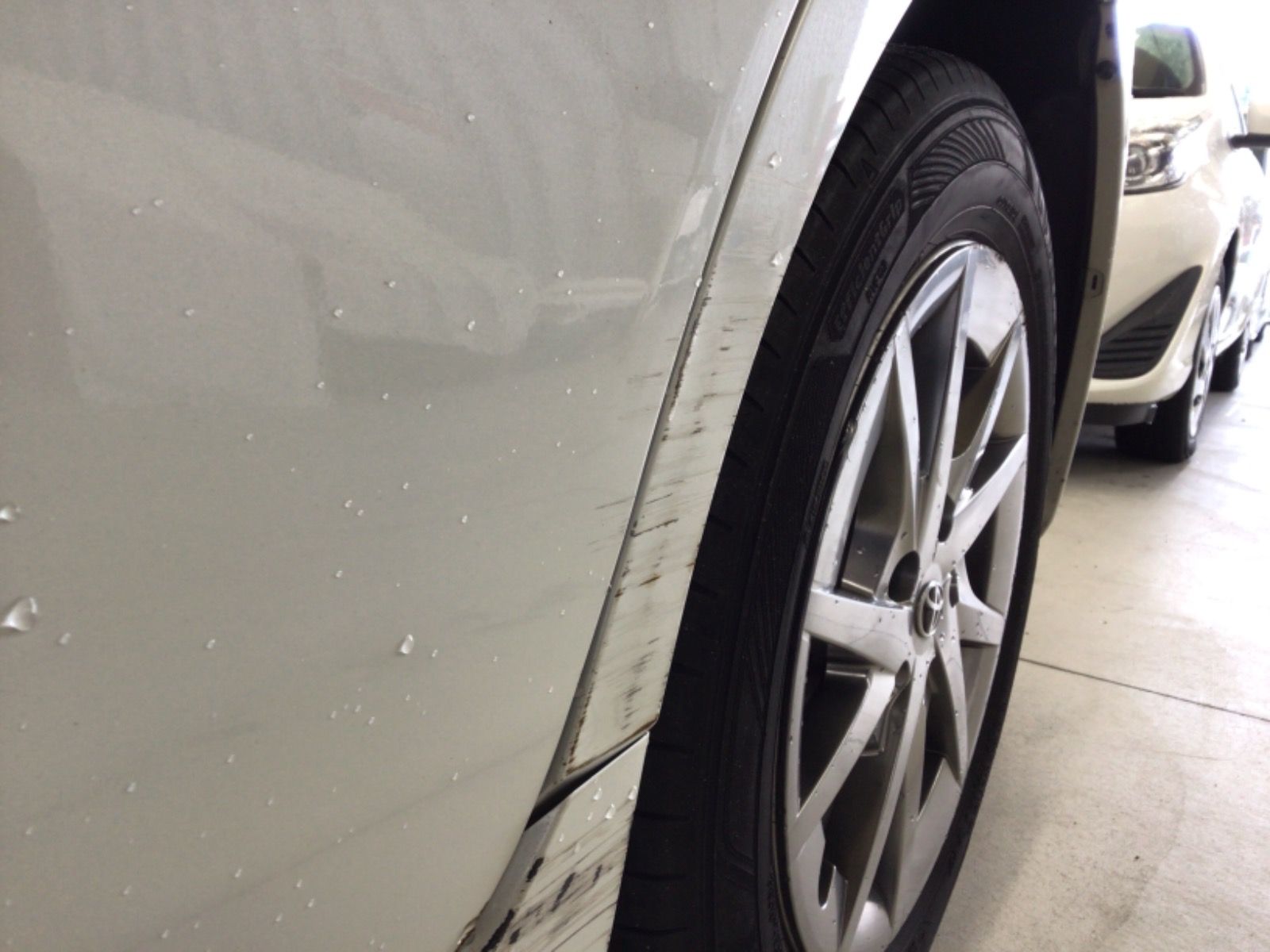 キズ・ヘコミ_38