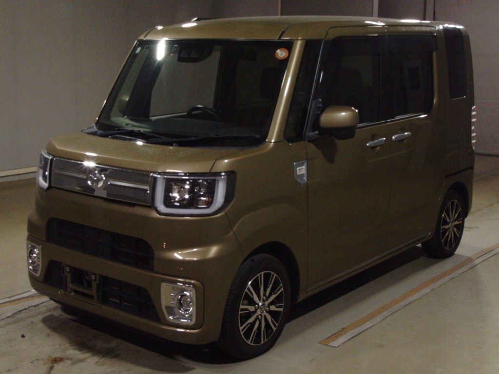 トヨタ ピクシスメガ Gターボ SA3