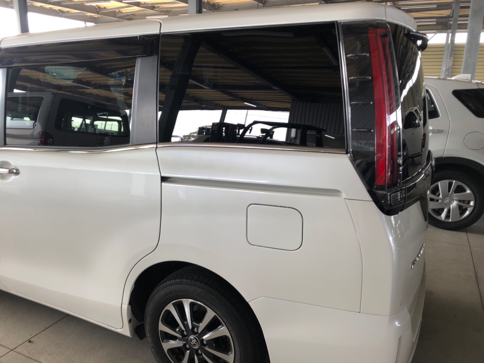 キズ・ヘコミ_66