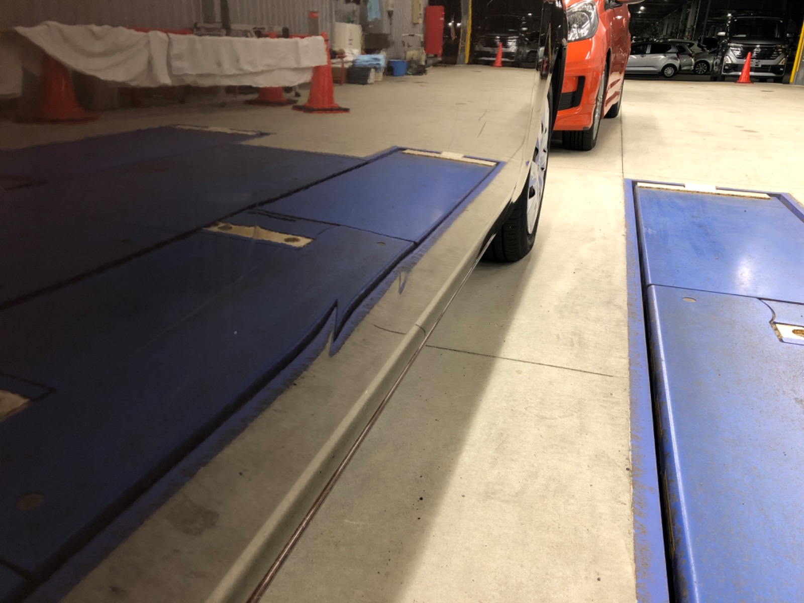 キズ・ヘコミ_16