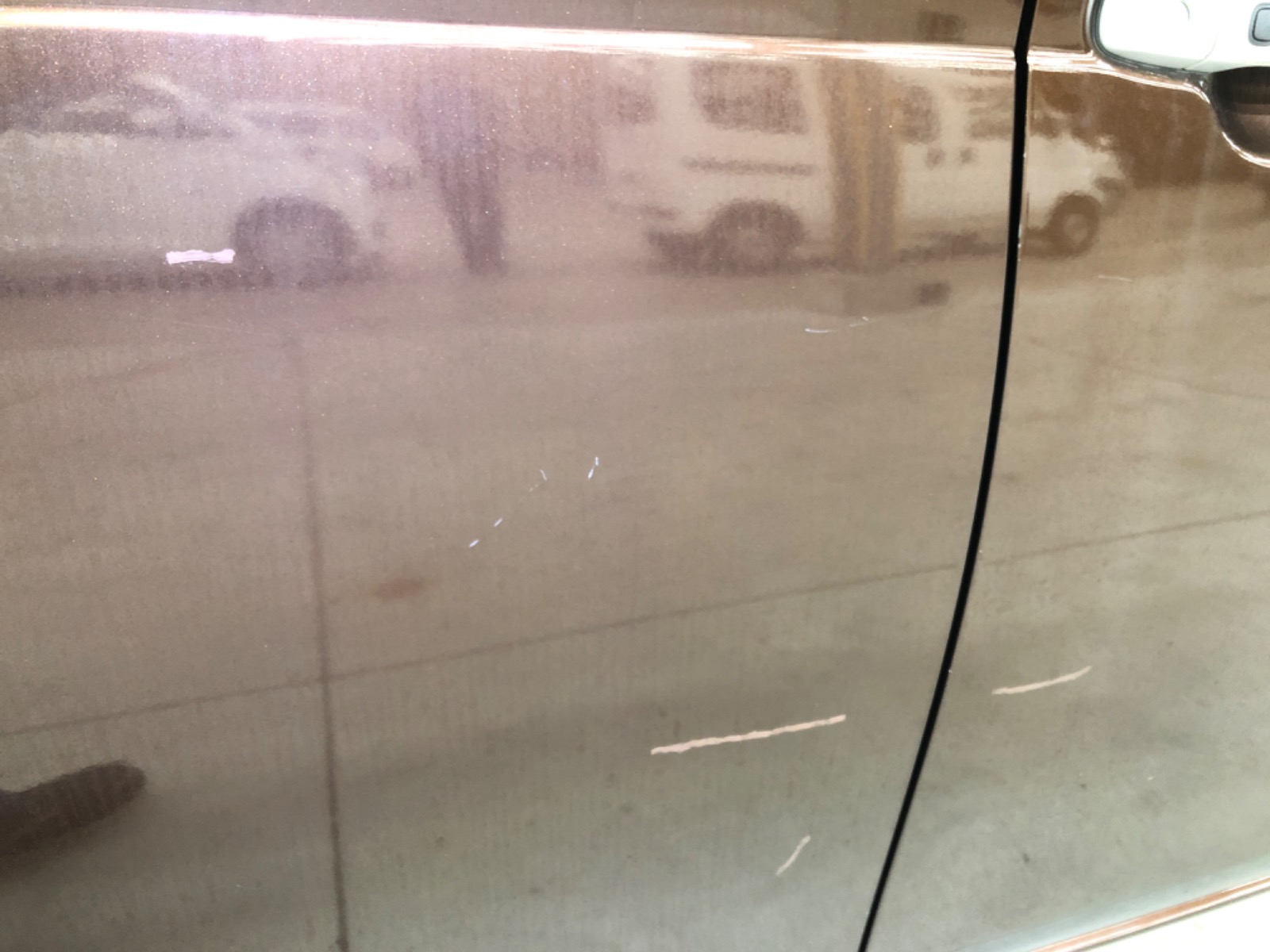 キズ・ヘコミ_27