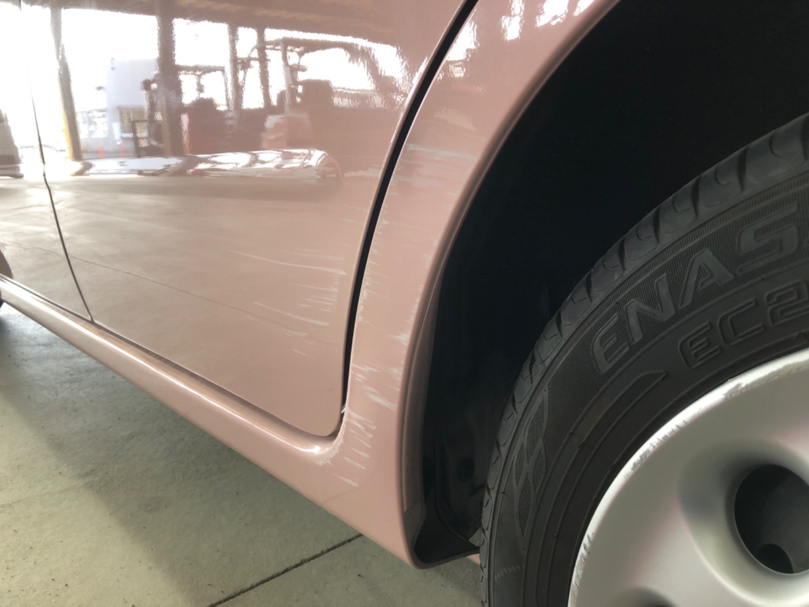 キズ・ヘコミ_38