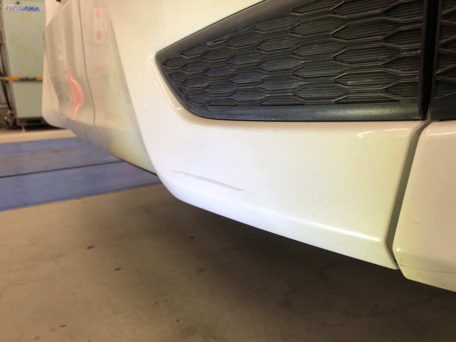 キズ・ヘコミ_43