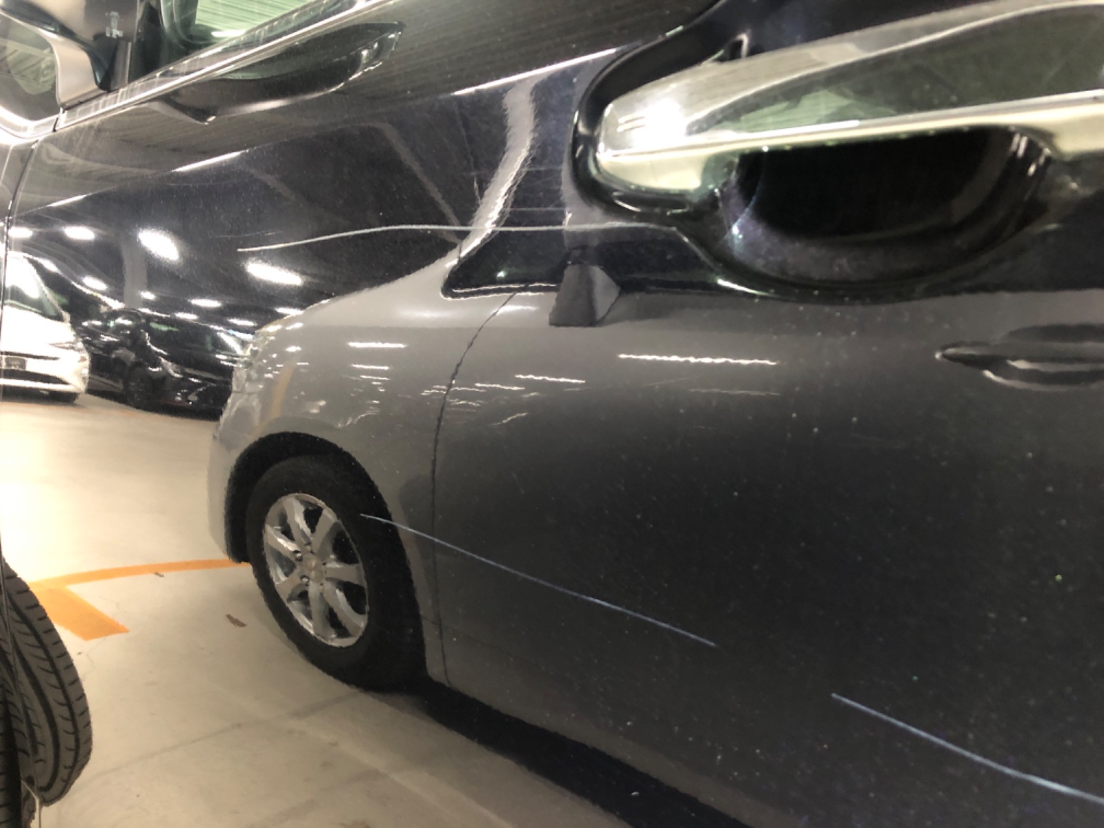 キズ・ヘコミ_16