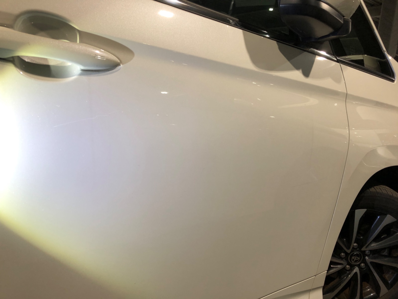 キズ・ヘコミ_18