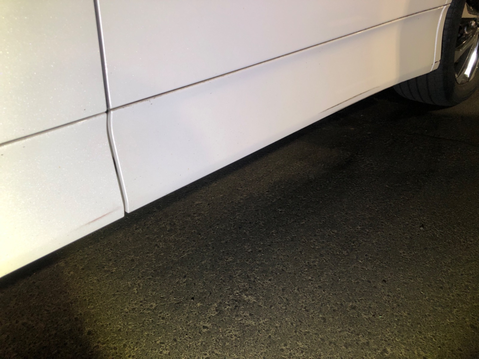 キズ・ヘコミ_24