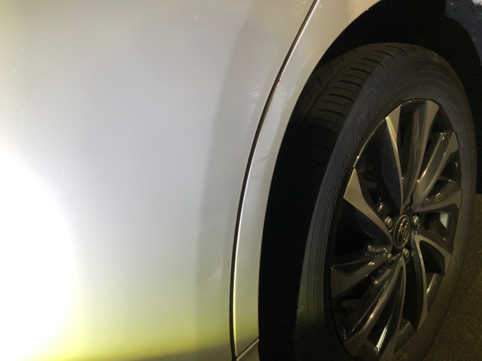 キズ・ヘコミ_25