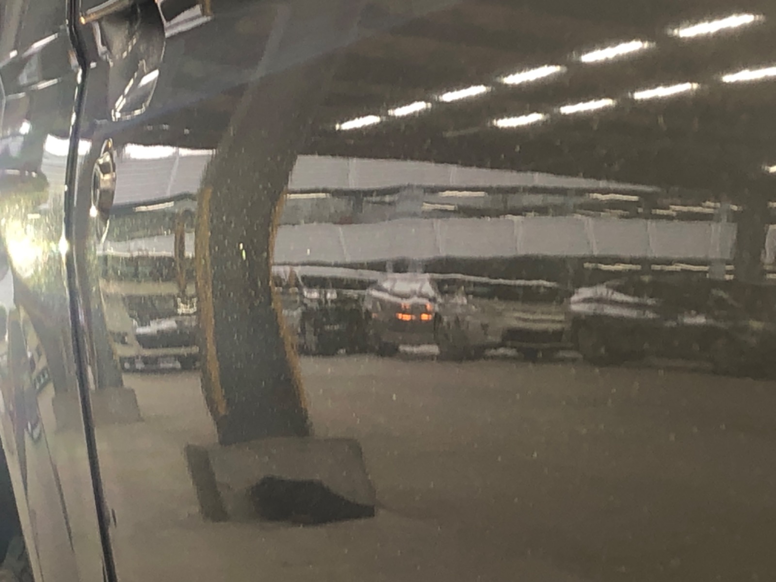 キズ・ヘコミ_18