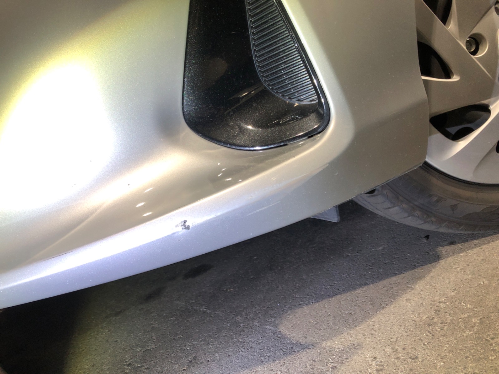 キズ・ヘコミ_05