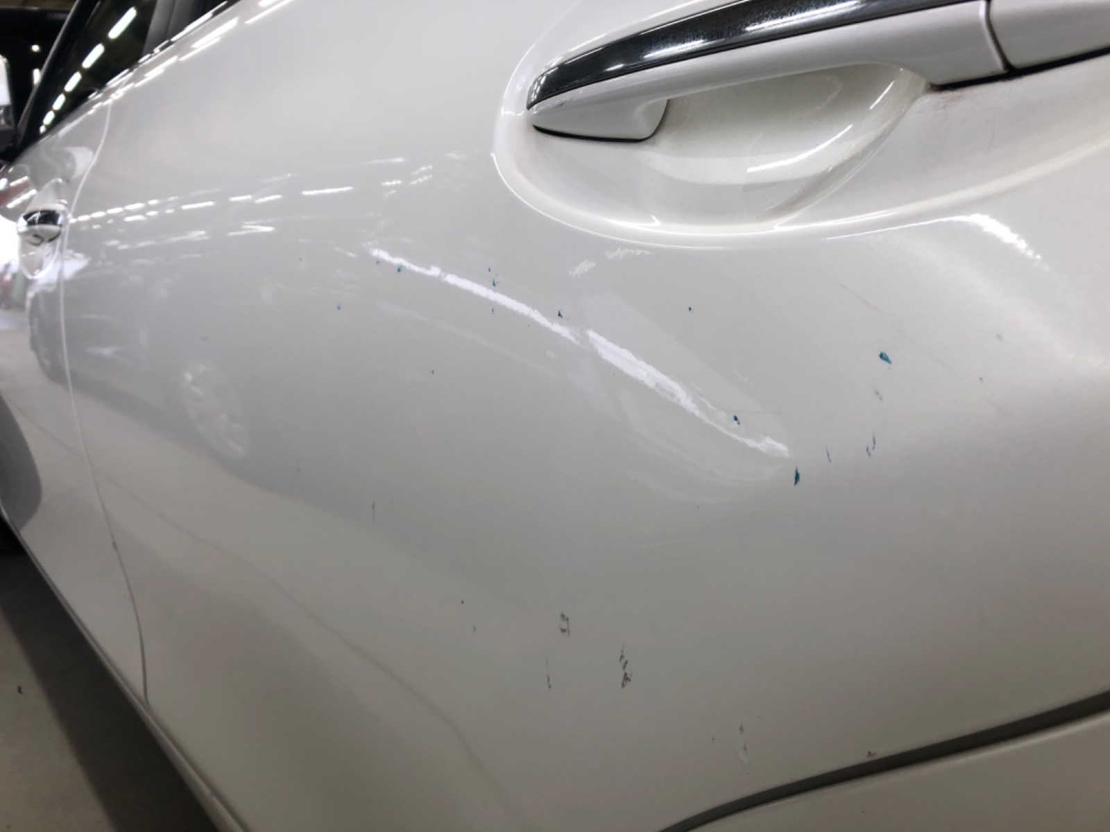 キズ・ヘコミ_24