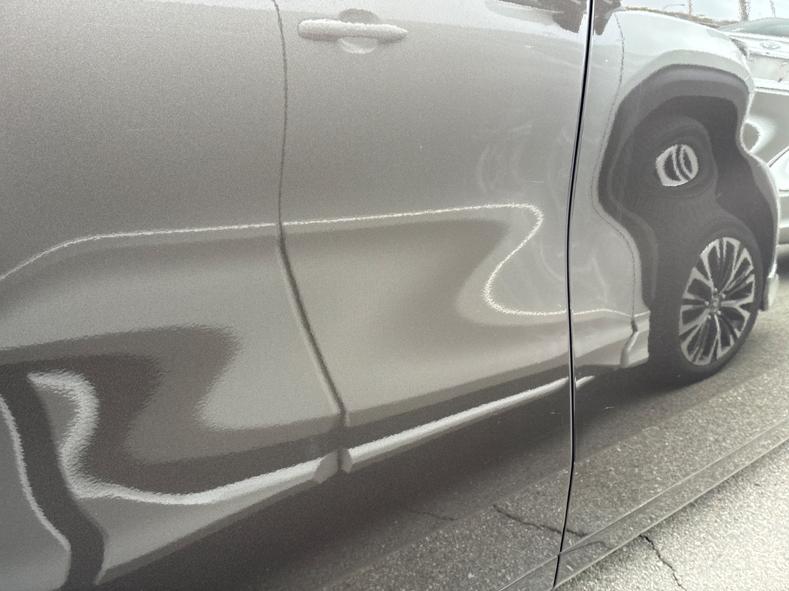 キズ・ヘコミ_26