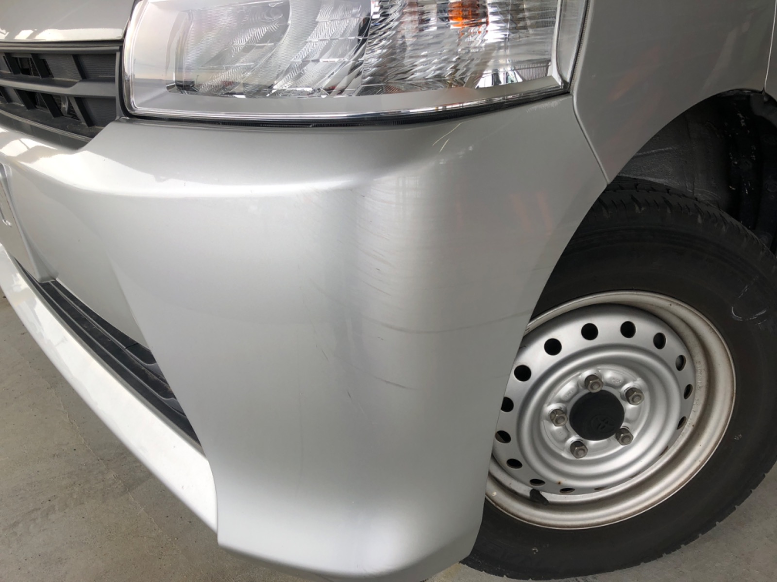 キズ・ヘコミ_05