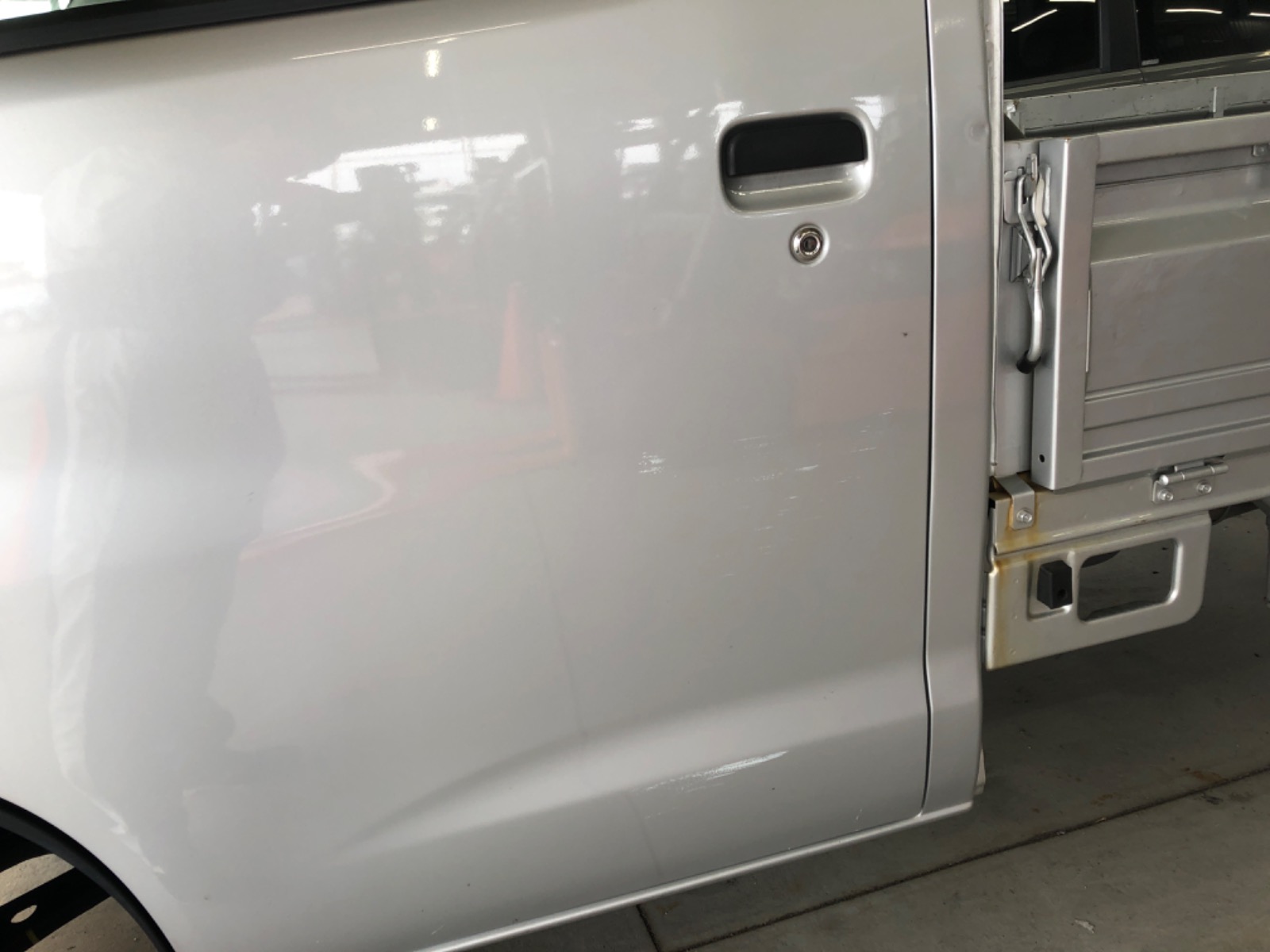 キズ・ヘコミ_17