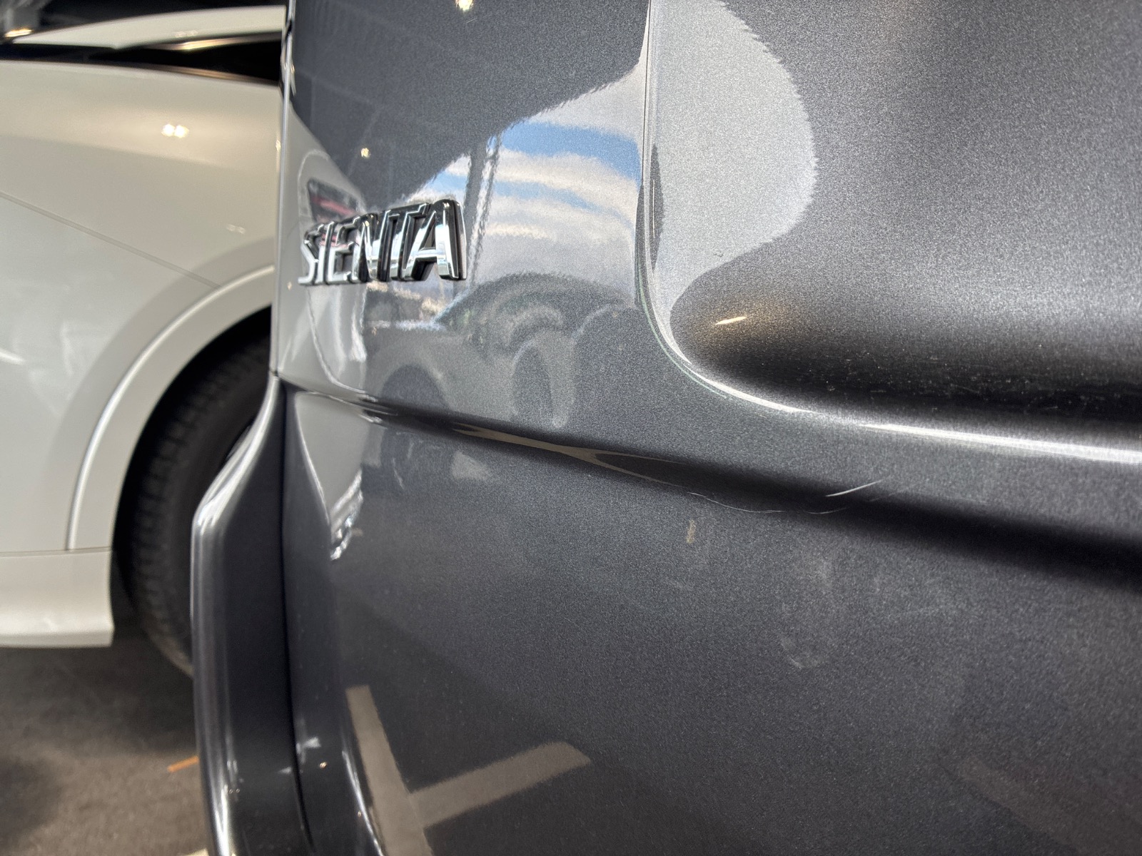 キズ・ヘコミ_42