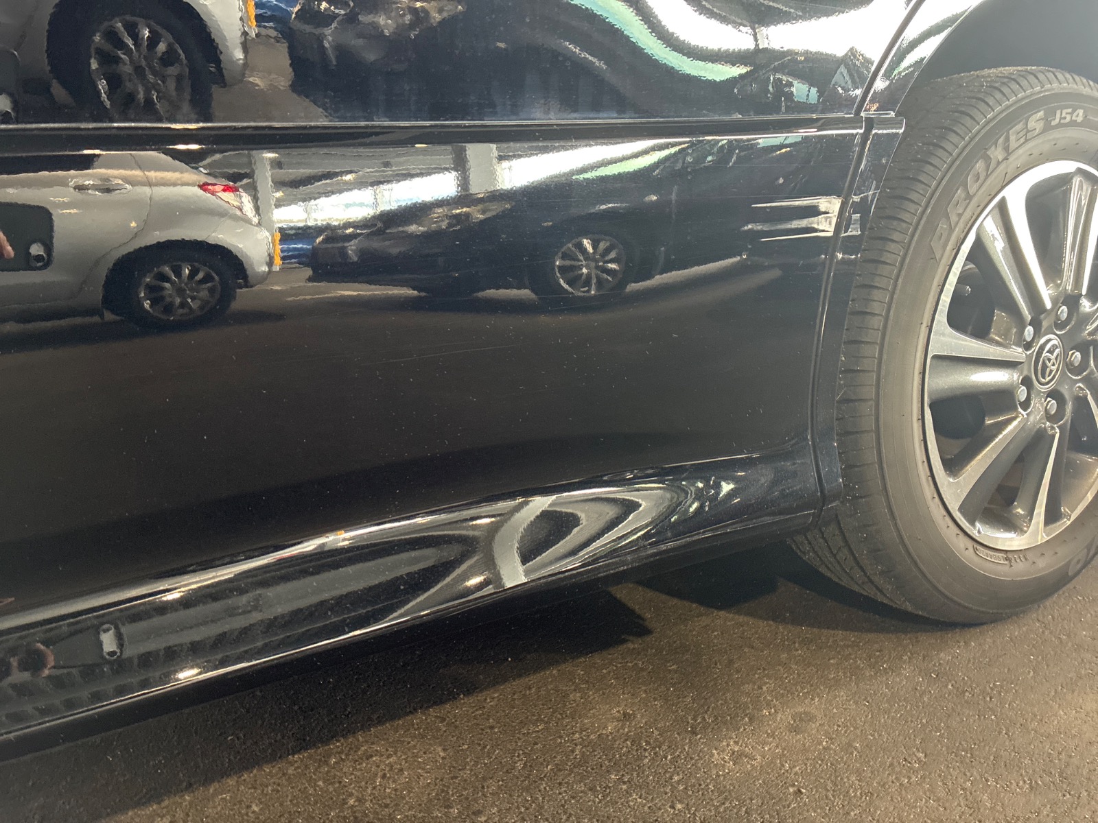 キズ・ヘコミ_24