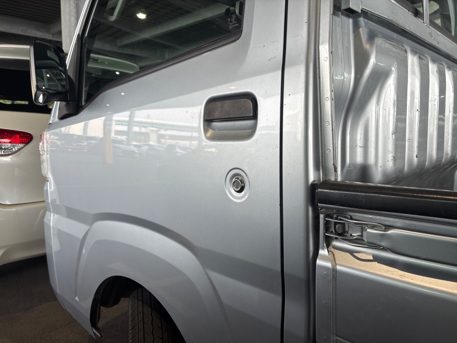 キズ・ヘコミ_17