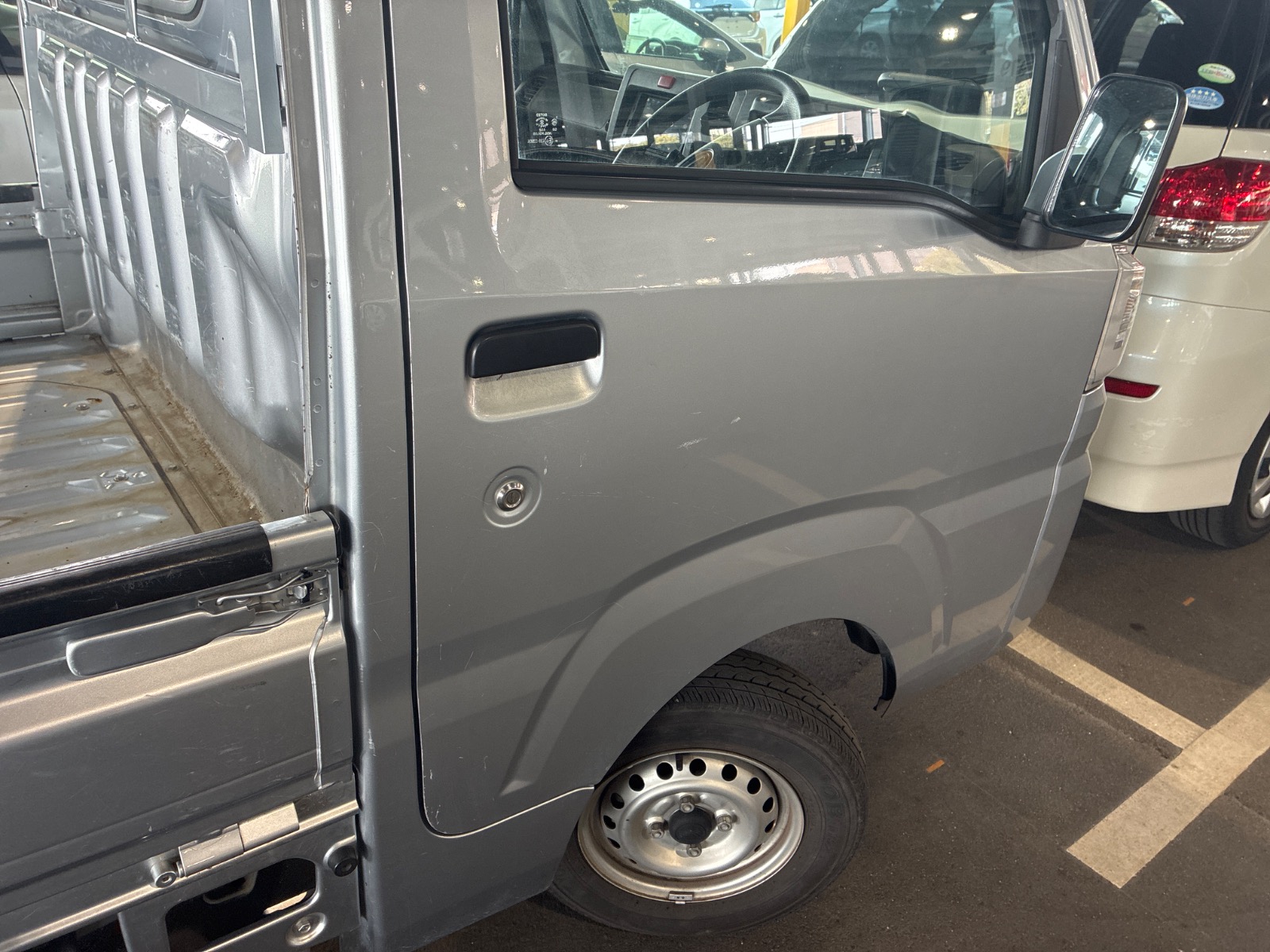 キズ・ヘコミ_19