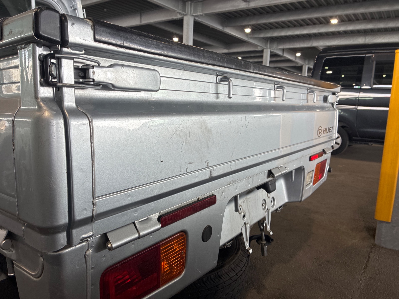 キズ・ヘコミ_53