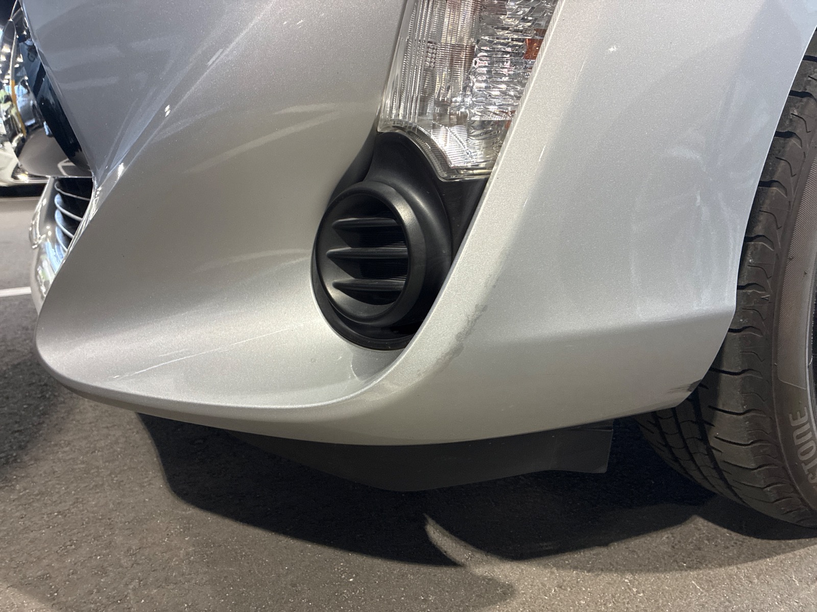 キズ・ヘコミ_05