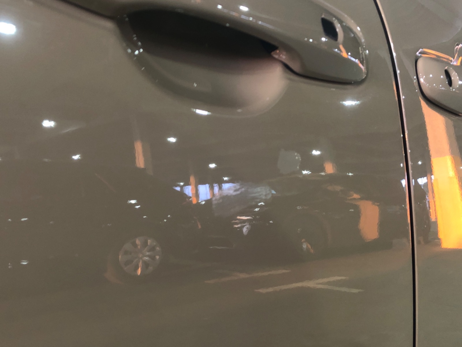 キズ・ヘコミ_26