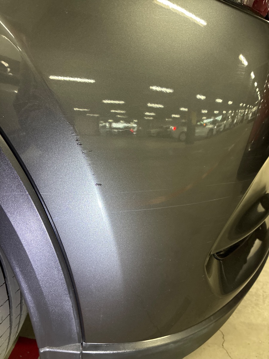 キズ・ヘコミ_06