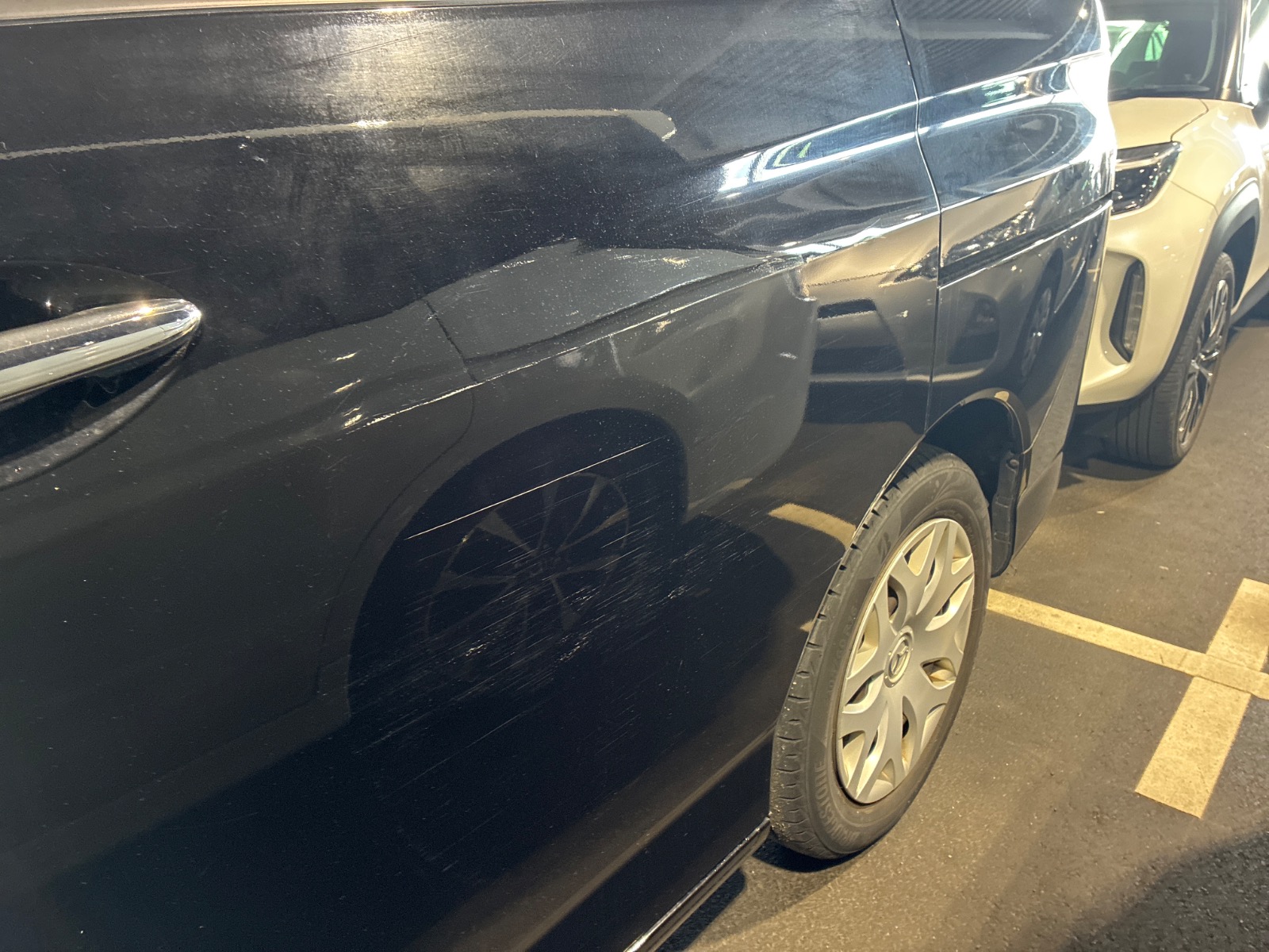 キズ・ヘコミ_24