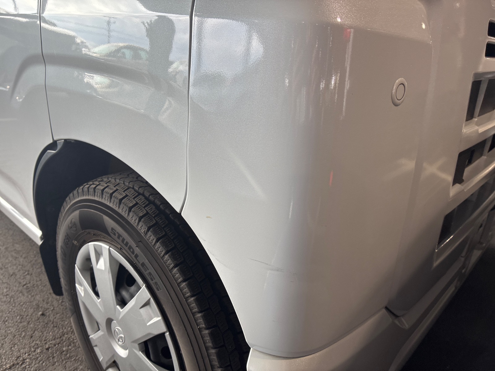 キズ・ヘコミ_06