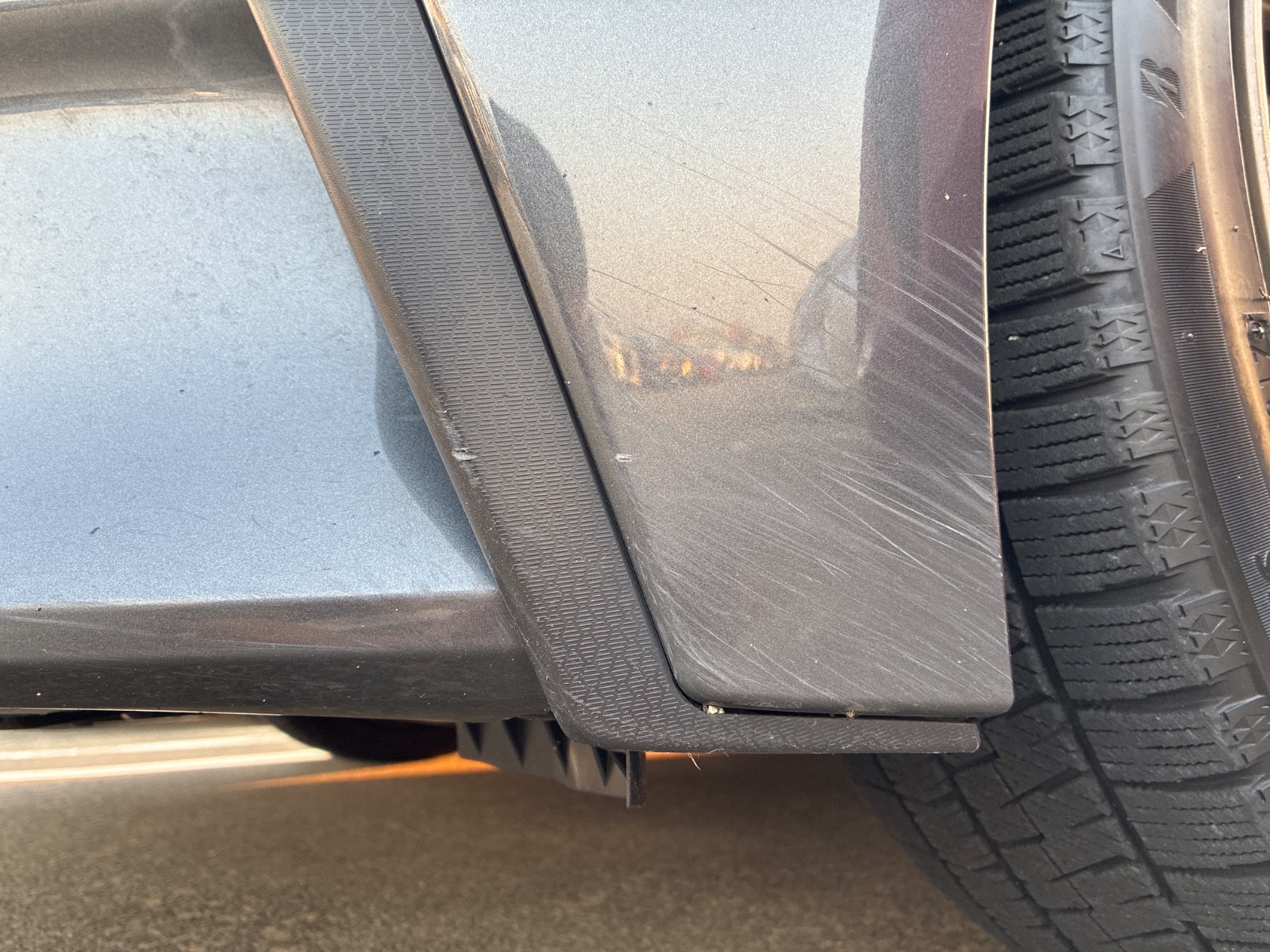 キズ・ヘコミ_05