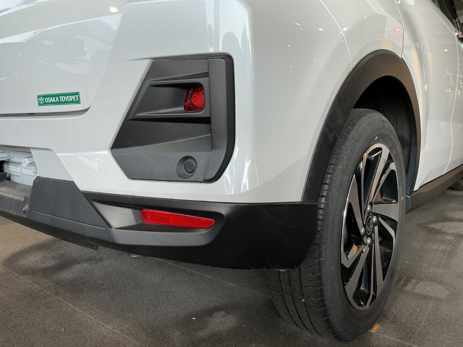 キズ・ヘコミ_56