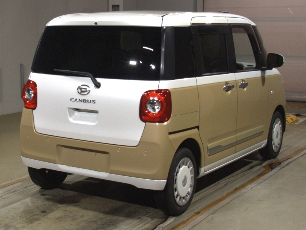 ムーヴキャンバス ストライプスGタ