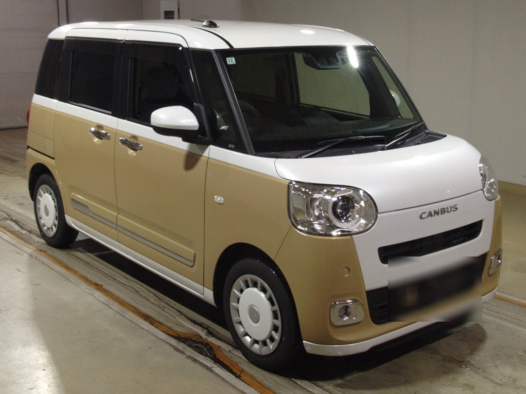 ムーヴキャンバス ストライプスGタ