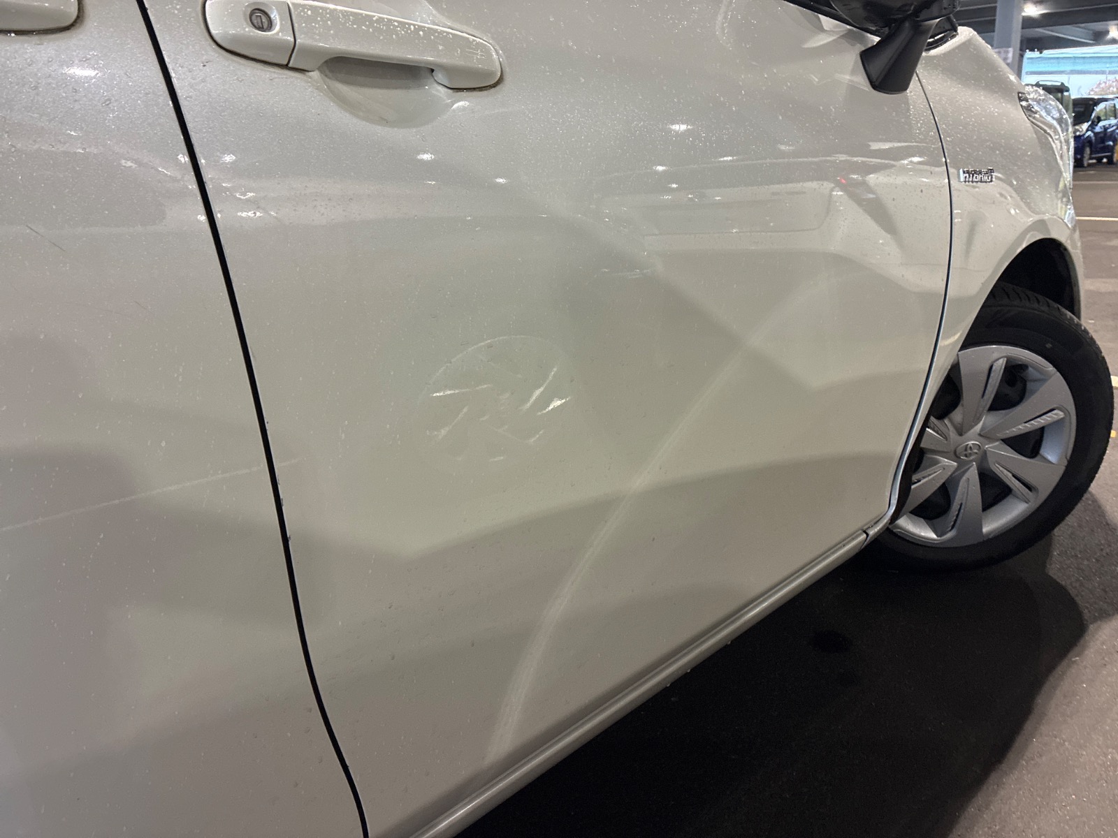 キズ・ヘコミ_19