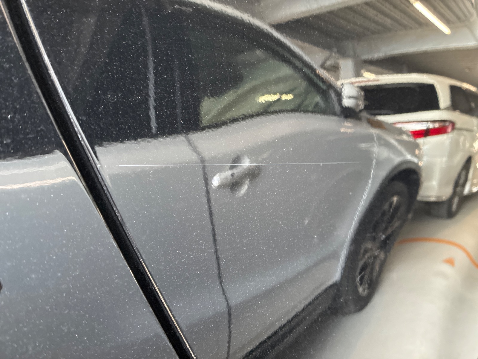 キズ・ヘコミ_27