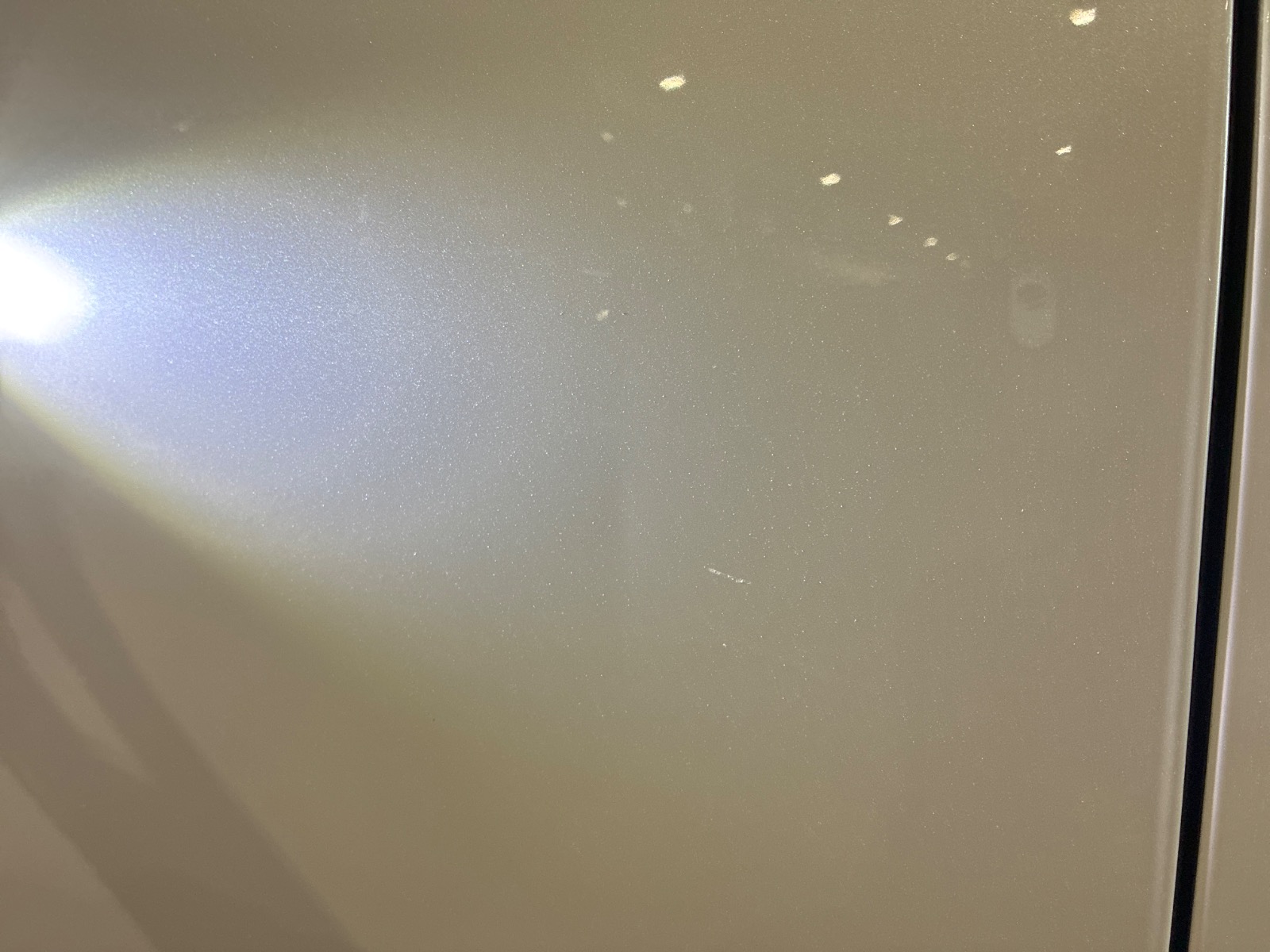 キズ・ヘコミ_17