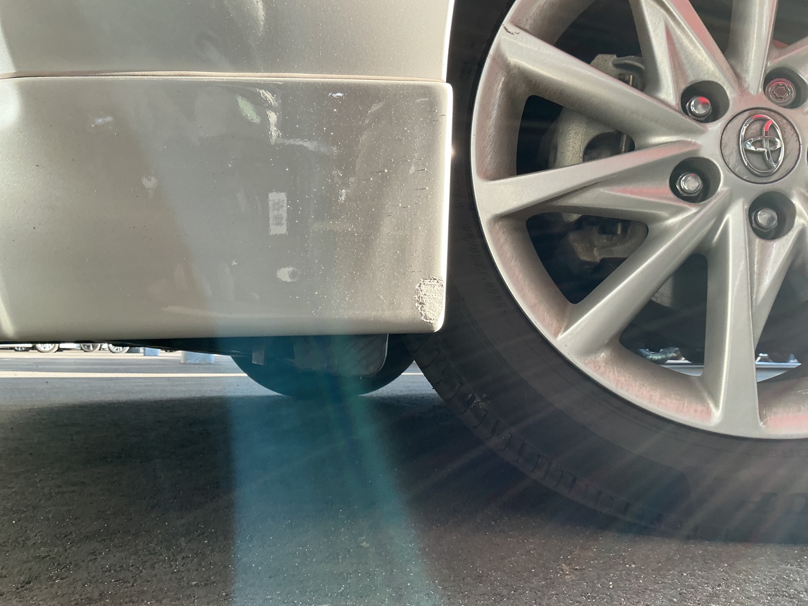 キズ・ヘコミ_05